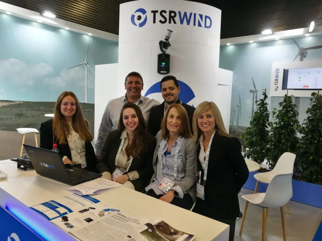 Personal TSR WIND (de izquierda a derecha): Yolanda Pérez Caballero, Daniel Castro, Alba Morillas, Leonardo Gomez, Beatriz Gonzalez y Soraya Pastor